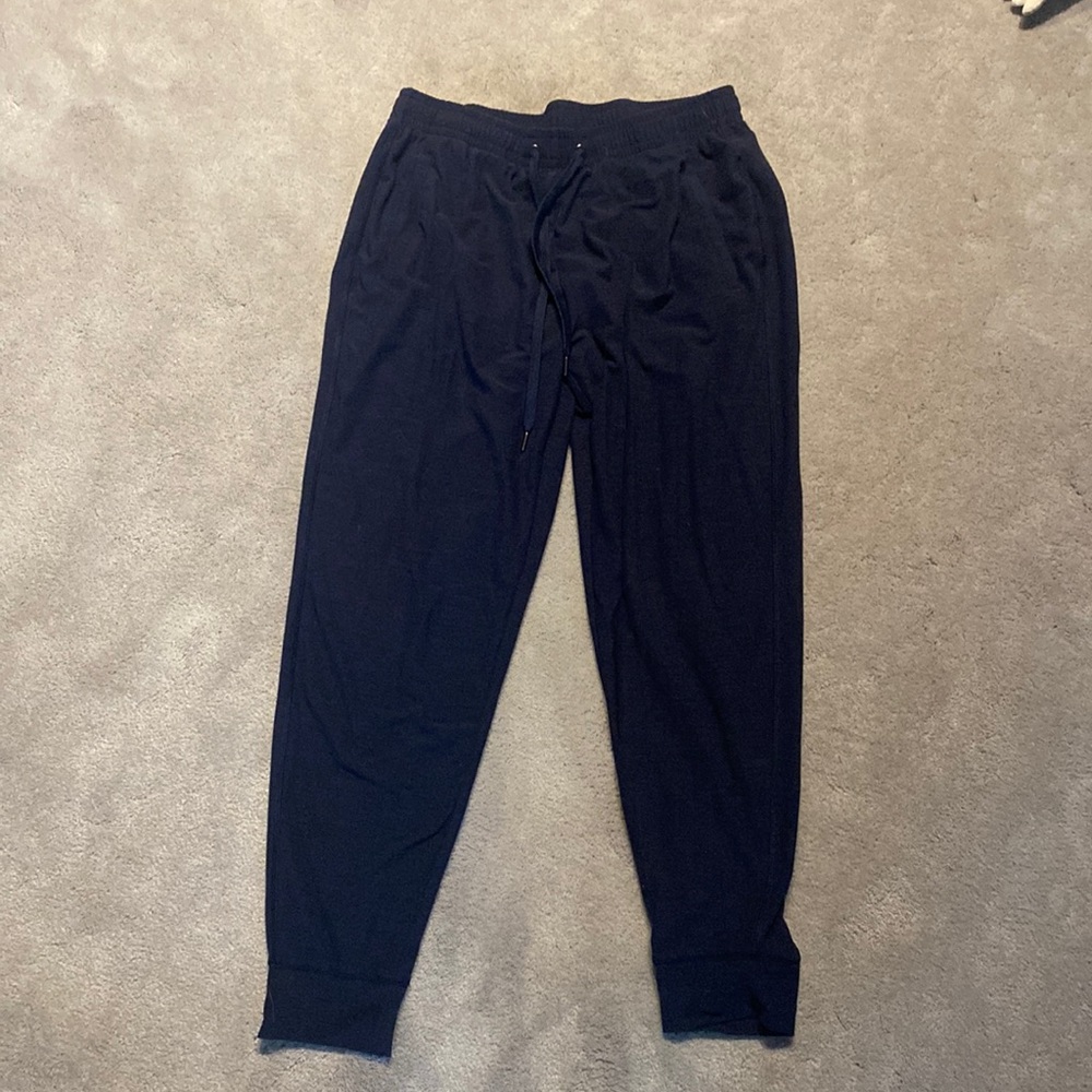 Old Navy Breathe On Navy Blue Spacedye Joggers
